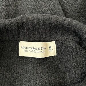 Abercrombie Soft A&F Collection Black Sweater Small